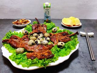 13、香煎鹌鹑,这道美味也是宴客的必备拿手好菜