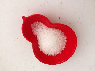 4、传统腊八粥,白砂糖备用