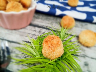 14、蛋白椰丝球,外脆内软的口感让我很意外