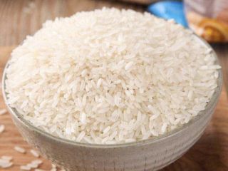 1、鲜虾砂锅粥,米