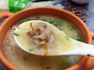 10、虫草花鸡翅粥,成品图