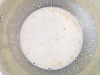 4、奶香小馒头,静止5分钟。