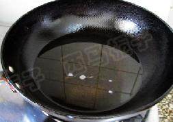 20、毛血旺火锅 ,另起锅注入油烧热