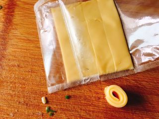 9、吃到停不下来的芝心虾饼,准备cheddar芝士