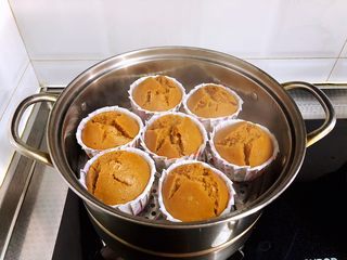 12、红糖开花发糕,开盖，个个开花，色泽漂亮