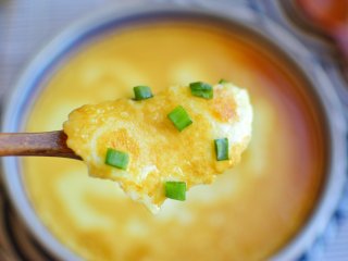 10、蒸蛋羹,好香，来一口