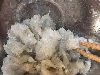 8、虾肉丸子,使虾成为虾尼
