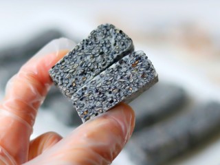 11、年味－黑芝麻牛轧糖,超级好吃哦