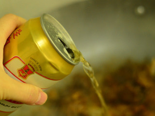 9、啤酒鸭,加入2罐啤酒，不用加水了