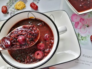 14、红枣黑米粥,来张近图