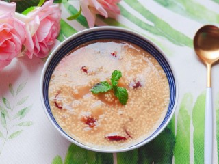 16、苹果小米粥,健康美味赞赞赞