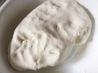 11、糍毛团 —— 又一个传统上海老点心,最后能揉成团