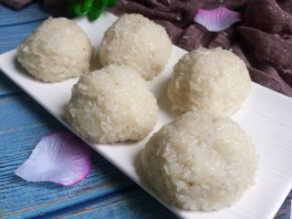 16、糍毛团 —— 又一个传统上海老点心,完成，装盘