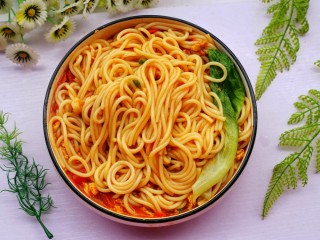 17、好吃到放弃减肥的番茄鸡蛋粉,酸爽可口，汤汁融入了番茄鸡蛋的味道，赞。