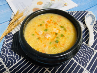 14、鲜虾砂锅粥,鲜香浓郁