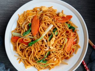 11、家常炒面,超快手的早餐就做好啦！