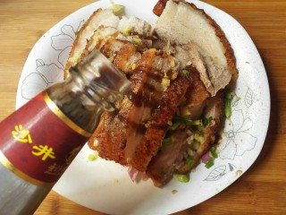 21、扣肉,适量耗油。