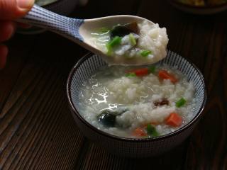 6、快手皮蛋粥,好了，早餐粥开始吧