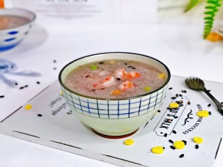 14、黑米红豆粥,简单易做的粥，营养丰富。