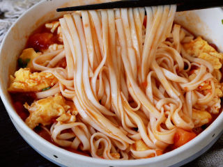 24、西红柿鸡蛋拌面,图三