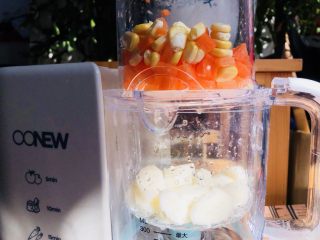 9、山药胡萝卜玉米泥,选择蒸煮功能