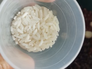 5、红豆紫米，杂粮粥,大米