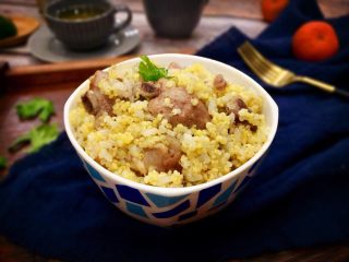 16、糯小米蒸排骨,浓香扑鼻，软糯咸鲜，美味