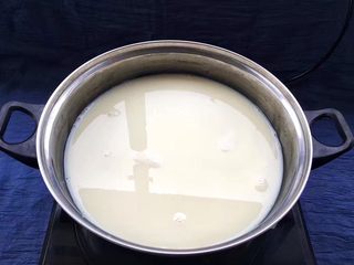 13、解渴消暑豆浆粥,用不完的豆浆留下来自己喝,可谓一举两得。