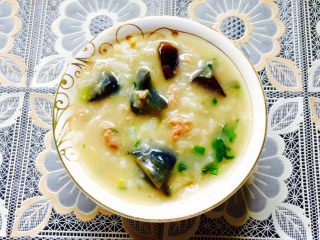 18、皮蛋瘦肉粥,一碗香浓美味的皮蛋瘦肉粥就做好了