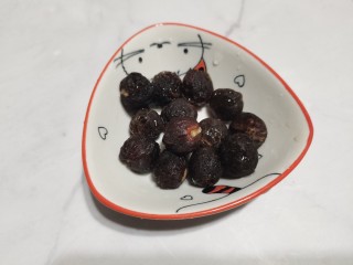 1、腊八粥,桂圆