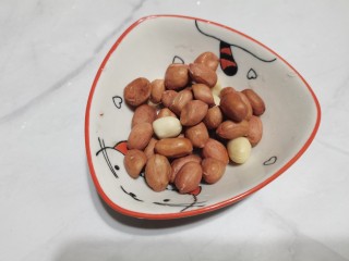 5、腊八粥,花生