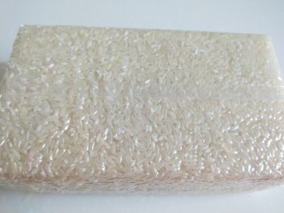 2、菠菜猪肝粥,无论蒸饭做粥都非常好吃。