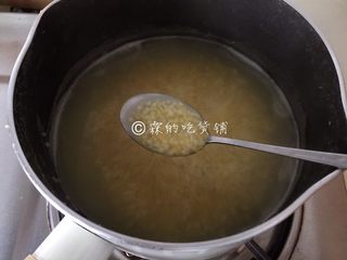 7、黑糖二米粥（小米+玉米渣渣）,慢慢慢慢会一点点开始变稠