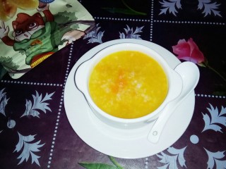 11、红薯南瓜粥,香浓的红薯南瓜粥。