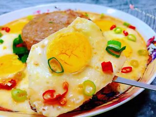 13、肉丸蒸蛋,鸡蛋入口鲜嫩混搭着肉肉就是唇齿留香回味无穷