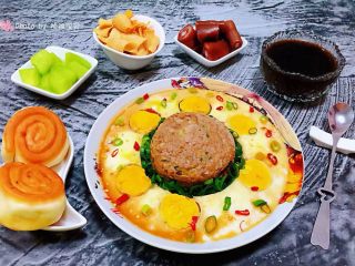 14、肉丸蒸蛋,肉丸蒸蛋绝对是宴客必备的拿手菜噢