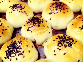 20、麻薯肉松蛋黄酥——详细版,成品图