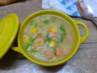 8、虾米芥菜粥,如图。成品