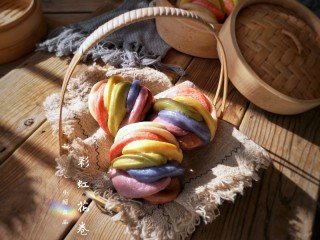 16、彩虹花卷,出锅。