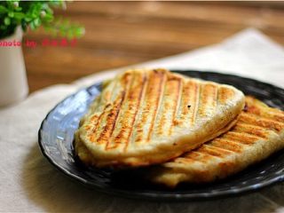 21、层层美味-京东肉饼,不切开吃了更过瘾