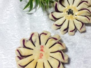 29、酥皮点心紫薯酥,成品图。