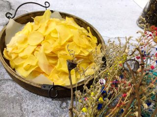 14、土豆干,做多的同时密封起来，什么时候想吃拿出来一炸就可以了
