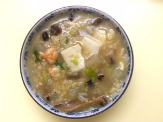 20、小米海鲜营养粥,可以开动了