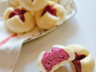 16、开花紫薯馒头,成品