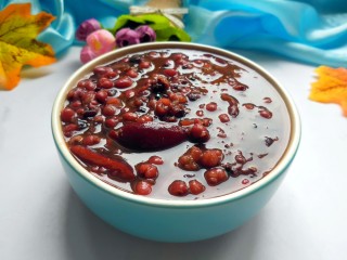 10、红豆薏仁小米粥,来一口，祛湿减肥，美容养颜，味道非常棒。