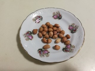 5、花生杂豆浆,花生挑去发芽的花生