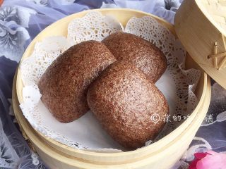 11、黑全麦小刀切馒头,完成。