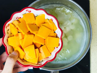 12、山药枸杞粥,加入南瓜