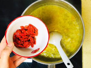 16、山药枸杞粥,此时可以加入枸杞