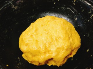 14、双色华夫饼,揉至光滑面团